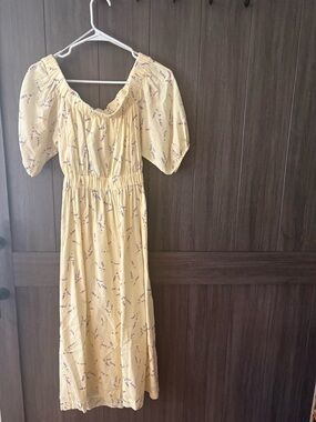H&M Light Yellow Floral Maxi Dress with Puff Sleeves